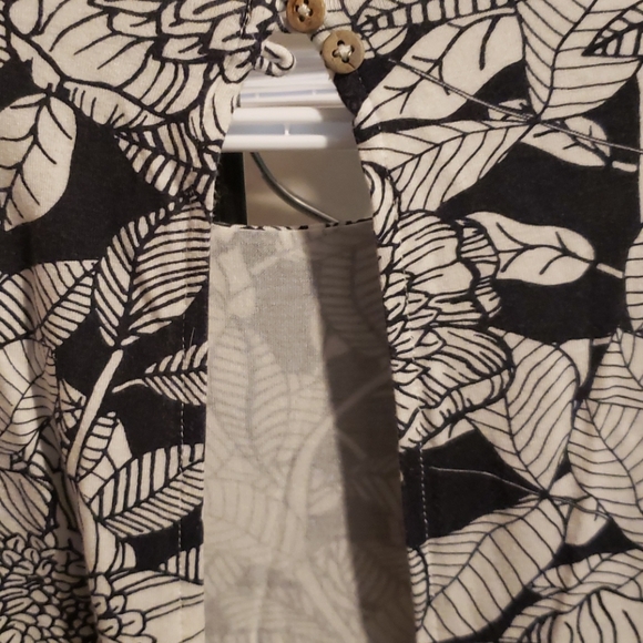 Dress - Picture 6 of 7